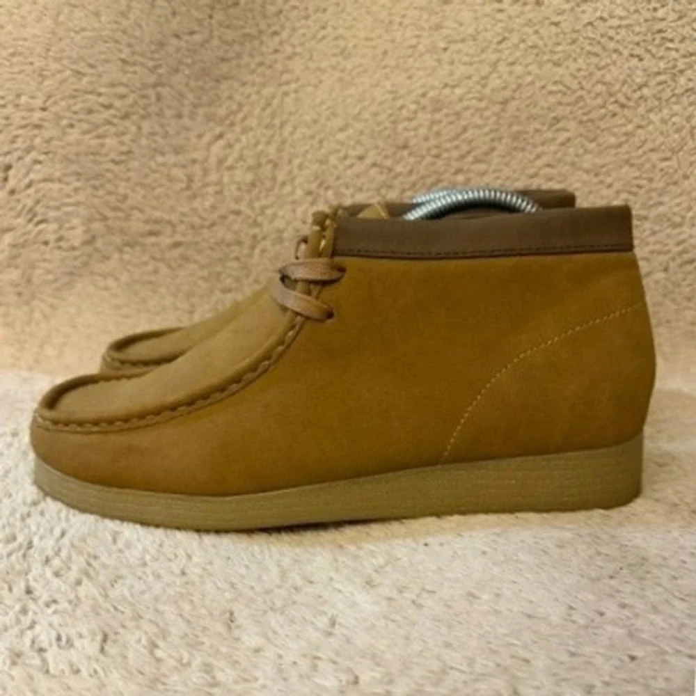 Savannah Harbor Chukka Boots Mens Size 9M Tan Hawk Wallabee Style Casual Shoes